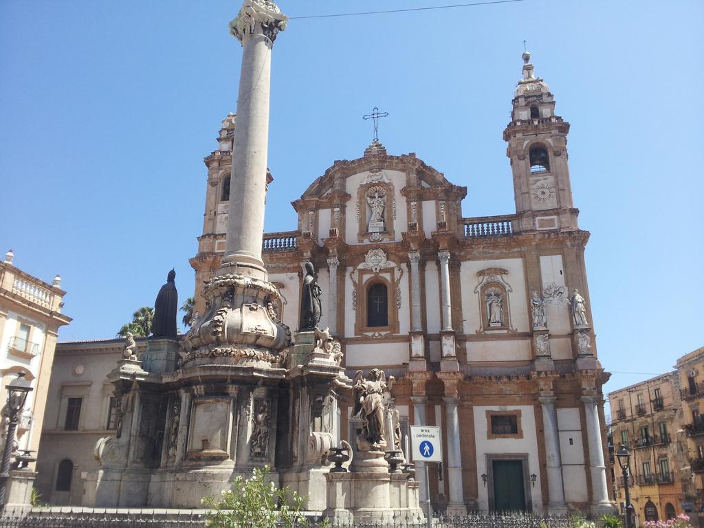 Casa Vacanze Flavia Palermo Szoba fotó